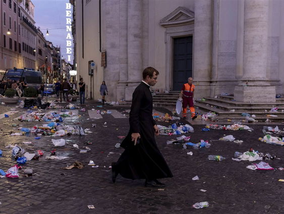 Angelo van Schaik over het afvalprobleem in Rome en de hulp van Amsterdam