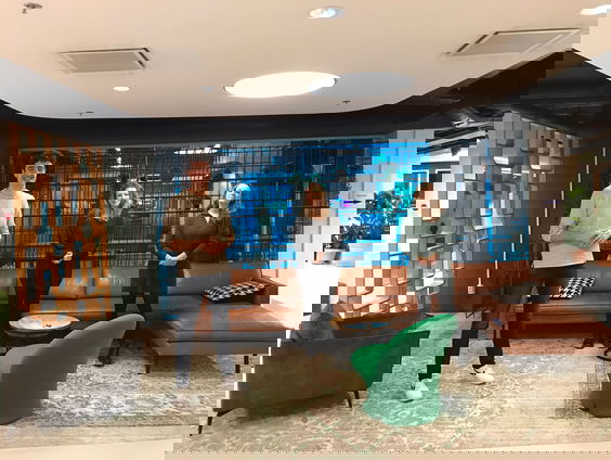 Dit is de Zaterdag: Deepfakes, afval in de ruimte en een Down-vrije samenleving