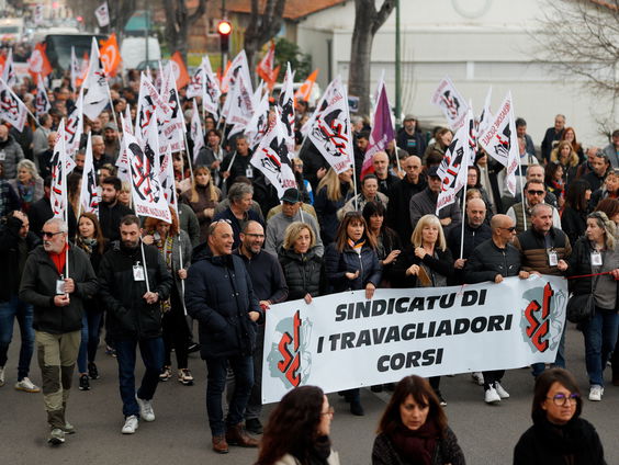 Opnieuw massale protesten in Frankrijk tegen pensioenleeftijd