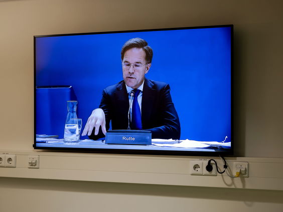 Hoe herstel je vertrouwen tussen overheid en burger?