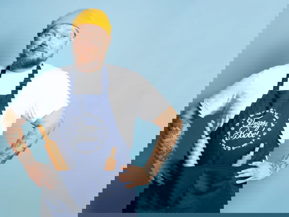 Nick Toet is de nieuwe presentator van Taarten van Babel