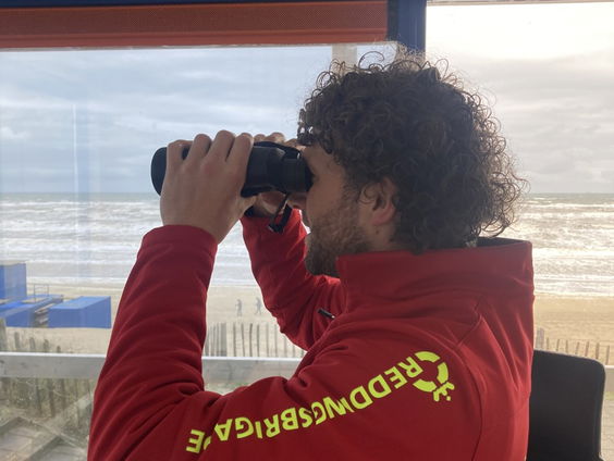 Het Uitzendbureau: De reddingsbrigade van Zandvoort zoekt vrijwilligers