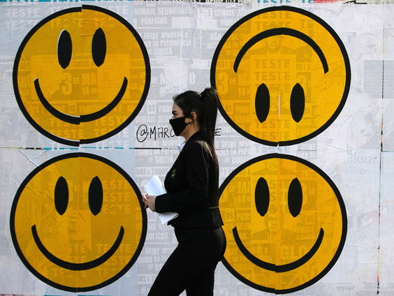 Nederland is iets minder gelukkig geworden, maar nog altijd heel gelukkig