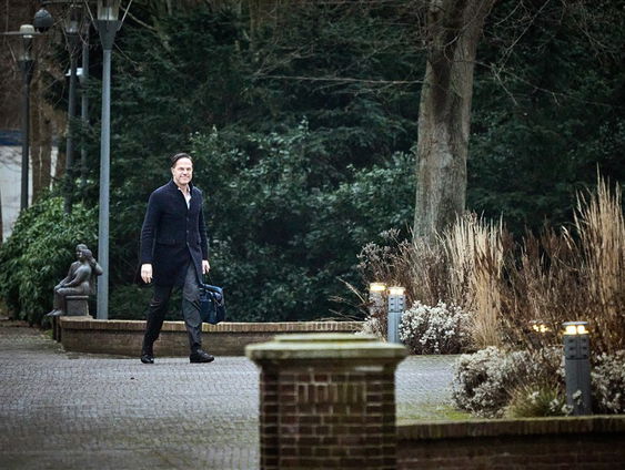 Stand.nl: Het is goed dat het kabinet impopulaire maatregelen durft te nemen