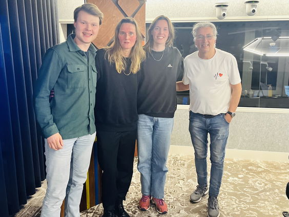 Femke Heemskerk en Maartje Wortel zijn gek op zwemmen, boeken en elkaar
