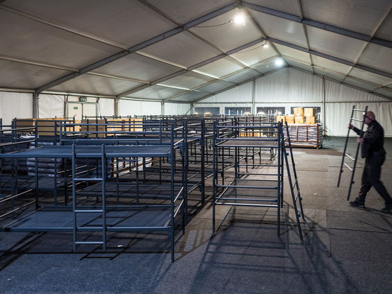 Wat is ervoor nodig om de noodsituatie in Ter Apel op te lossen?