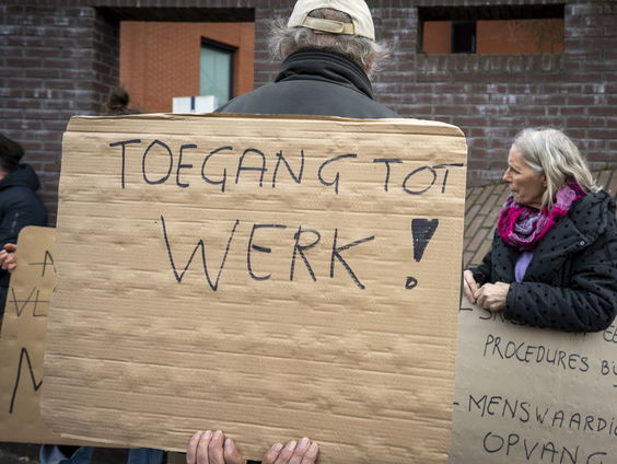 Raad van State: asielzoeker mag langer dan 24 weken werken