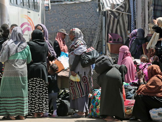 Bloedige machtsstrijd jaagt tienduizenden Soedanezen naar Egypte