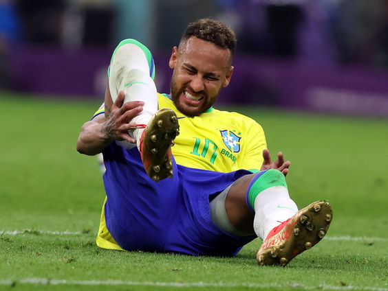 Neymar is de hoofdrolspeler die niet in het stuk speelt