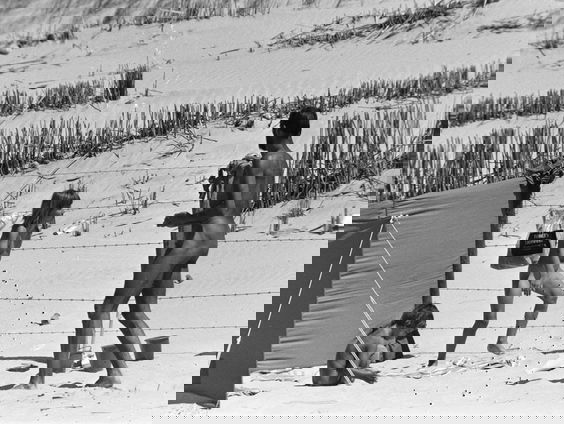 Het Spoor Terug: Vrij, blij en bloot