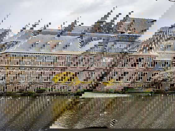 Vraag aan Den Haag: Wanneer wordt het Torentje verbouwd?