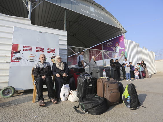 Ruim 320 inwoners van Gaza vluchten naar Egypte