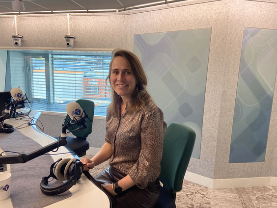 Emma Bruns over over het online bekijken van medische uitslagen door patiënten.