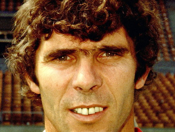 Willem van Hanegem viert 80e verjaardag