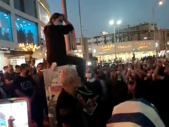 Bureau Buitenland - De vrouwenprotesten in Iran blijven aanhouden