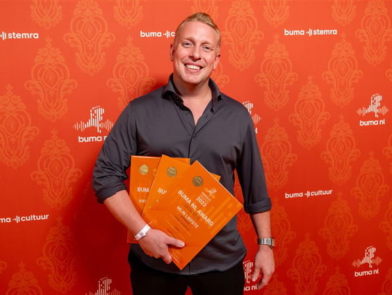 Billy Dans brengt eerste eigen album: Jongen Uit de Stad