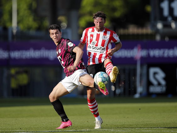 FC Boekenclub: Voetbal & literatuur met Bart Vriends