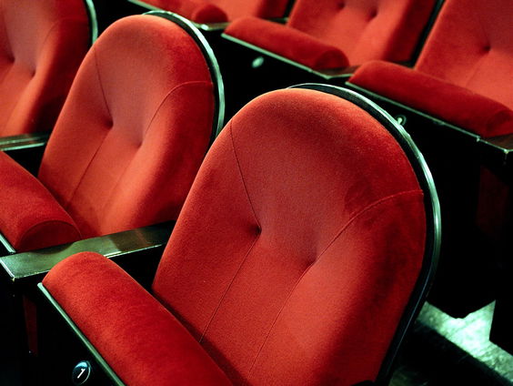 Thrillerauteur waagt zich aan nieuwe vorm: de luisterfilm