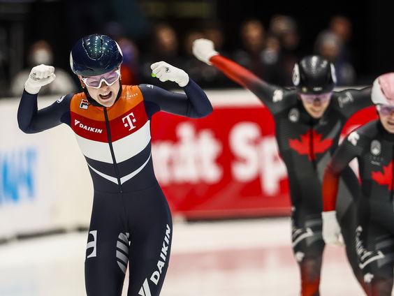 Shorttrack: goud voor Velzeboer