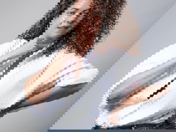 Bodypositivity influencer Mayra Louise over het omarmen van je lichaam