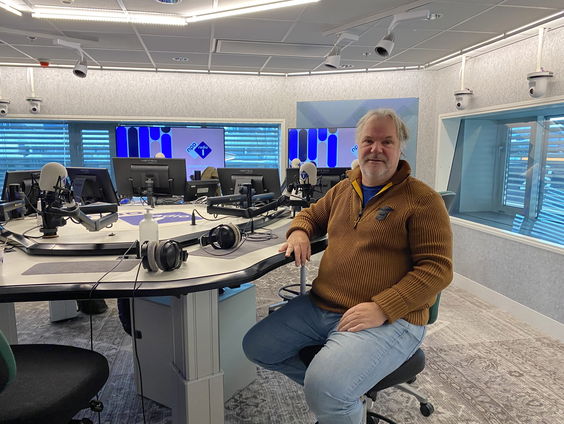 Hans Spekman en Oriana Pattinama over de voedselnood-projecten op scholen