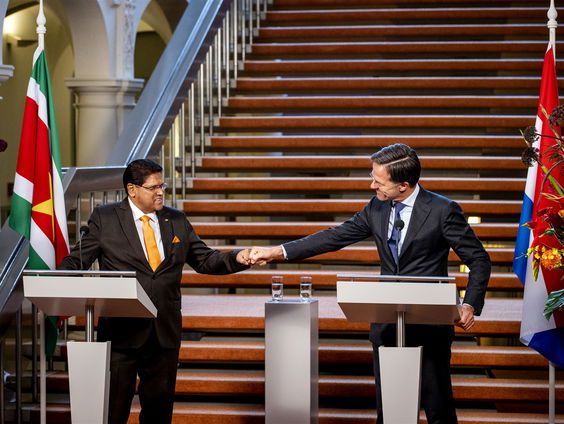 'Nederland en Suriname moeten de confrontatie aangaan'