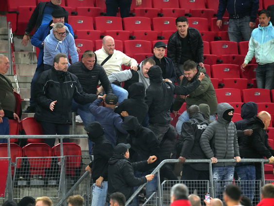 De grenzen van de voetbalwet