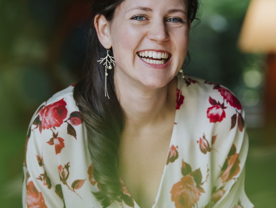 Sopraanzangeres Lissa Meyvis eert Toon Hermans