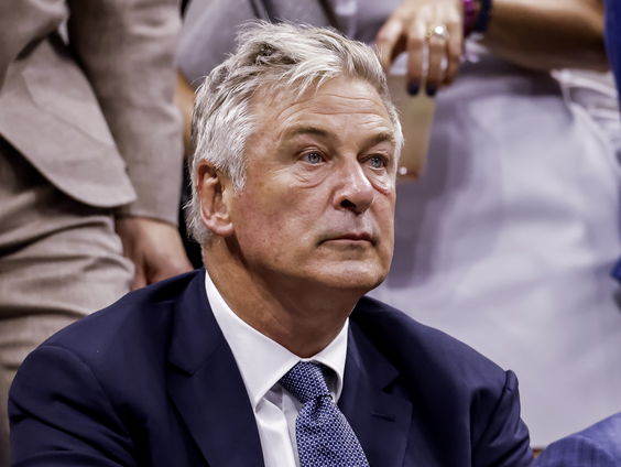 Acteur Alec Baldwin wordt alsnog aangeklaagd