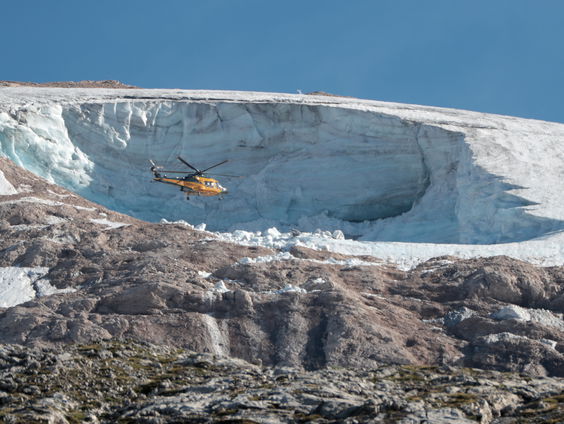 Zoektocht naar vermiste personen in Noord-Italië belemmert door weer