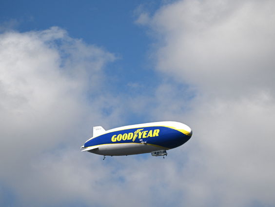 Kan een luchtschip op helium een duurzaam alternatief voor het vliegtuig worden?