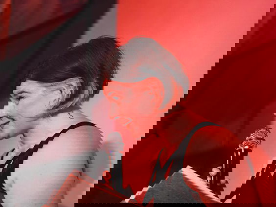 Spoken word artiest Shari Klein: 'Liefde is een zelfgebakken brood'