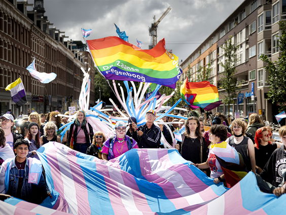 De genderpoli: ''Je gaat niet zomaar naar de poli, dat doe je omdat je vastloopt in het leven"