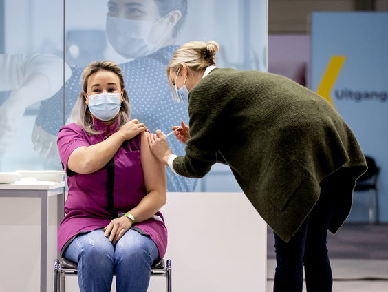 Wat heeft één jaar vaccineren opgeleverd?