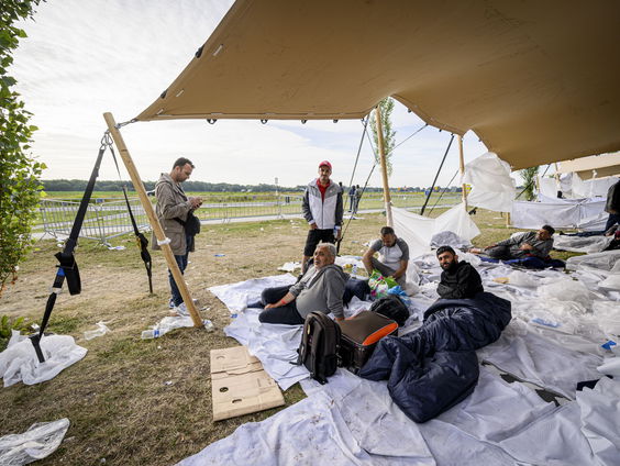 Wat zijn de gevolgen van de chaos bij de IND?