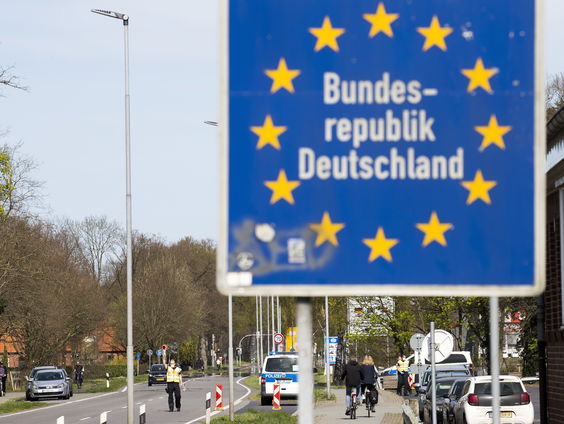 Waarom is Duitsland zo geïnteresseerd in onze verkiezingen?