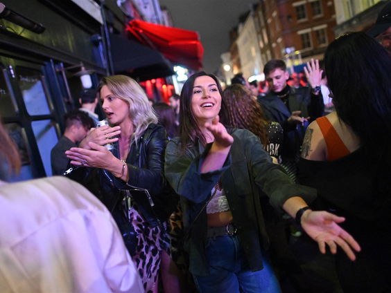 One Hit Wonder: het verhaal van de Macarena met Desiree van der Heiden