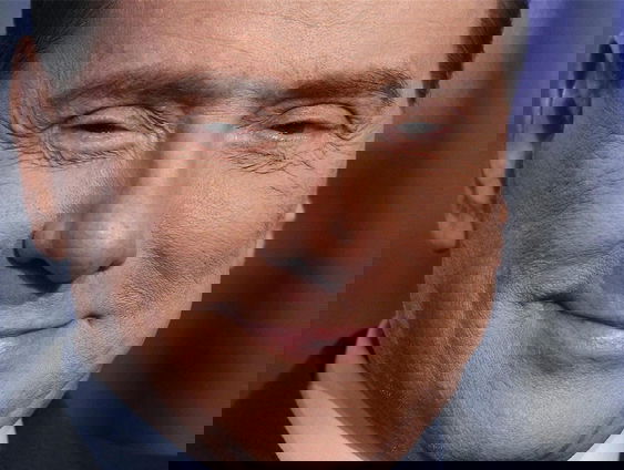 Berlusconi overleden