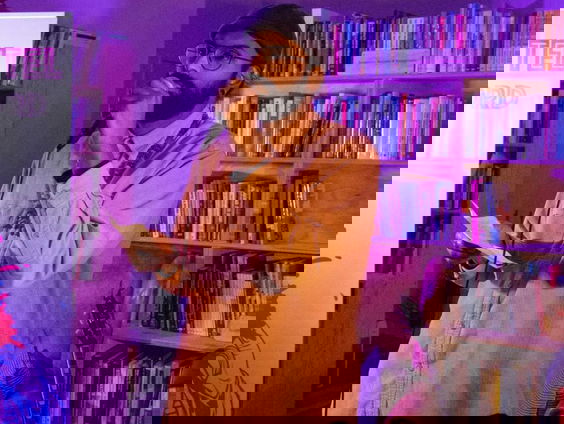 Spoken word artiest Nathan Sanjaya: 'Ik ben de bruggenbouwer'