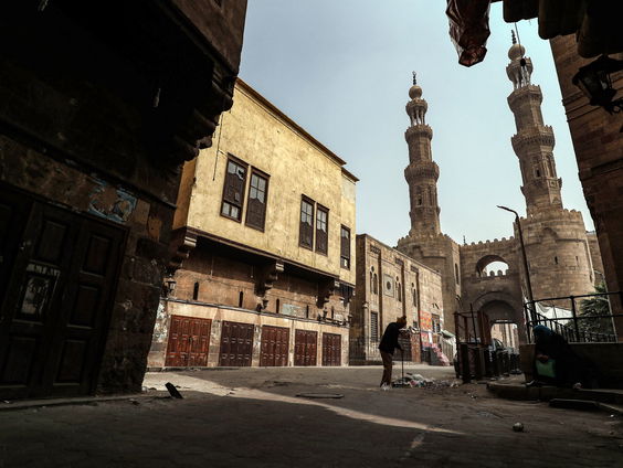 Egypte doet het licht uit