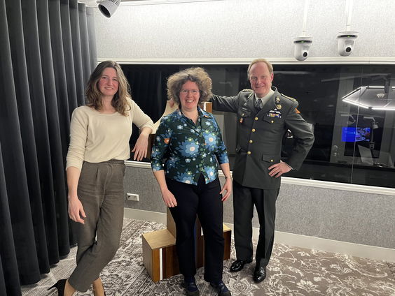 Het NieuwsForum met Sharon Gesthuizen, Laurien Crump en Han Bouwmeester