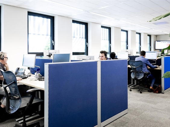 Verslavingsarts: ‘We zijn na de pandemie verslaafd geraakt aan zitten’