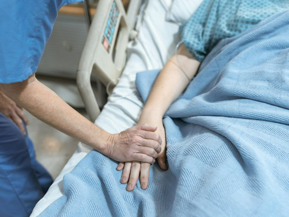 'Voer de discussie over dure kankermedicijnen'