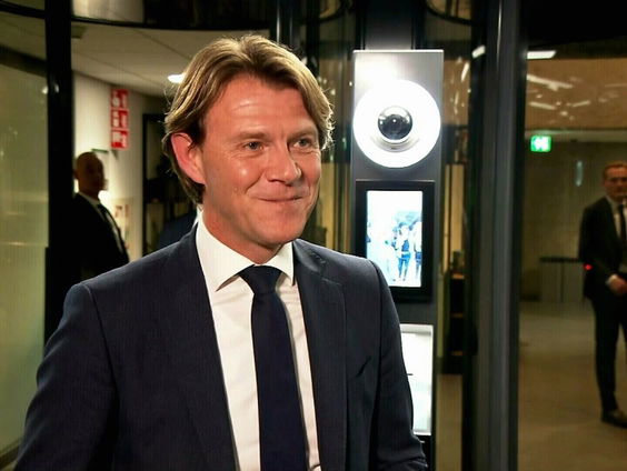 De Politieke Weekanalyse over het opnieuw beginnen van de formatie