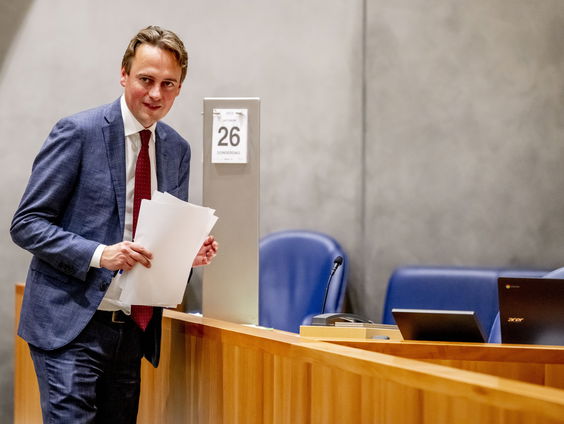 Henk Nijboer is het niet eens met de koers van GroenLinks/PvdA, maar gaat er wel op stemmen