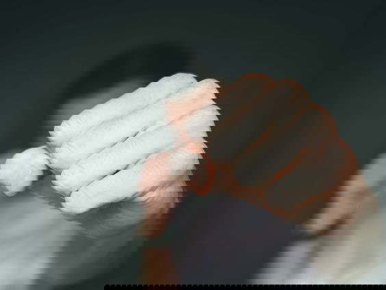 Agressie tegen jeugdzorgbeschermers