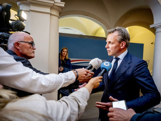 Is de krimp van Schiphol voldoende?