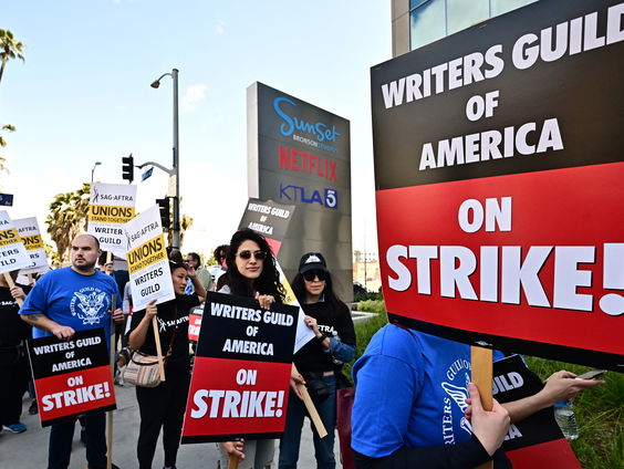 Alle live-en televisieshows in de Verenigde Staten liggen plat door staking