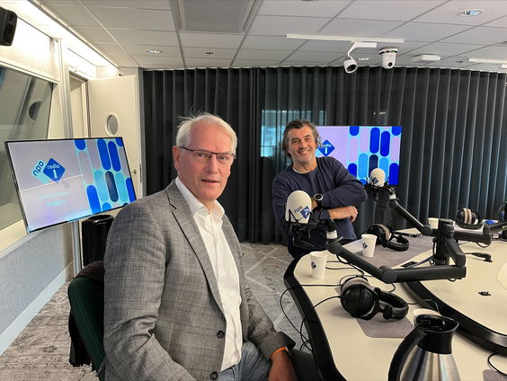 Ron Berteling en Theo van Gerwen over de stand van zaken in het ijshockey