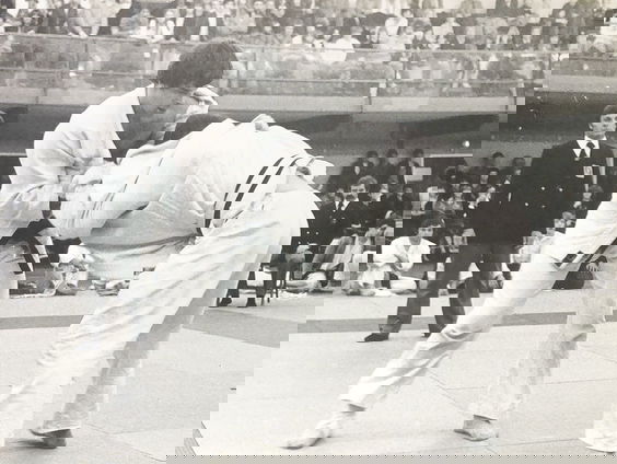 Bijlmer-steunpilaar Henny Pleizier